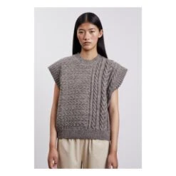 Ingeborg Sleeveless Sweater In Wool | Brown -A.P.C. Store unnamed file 1442